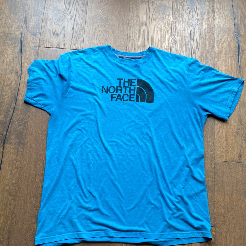 Men’s Northface T-shirt, double extra large XXL